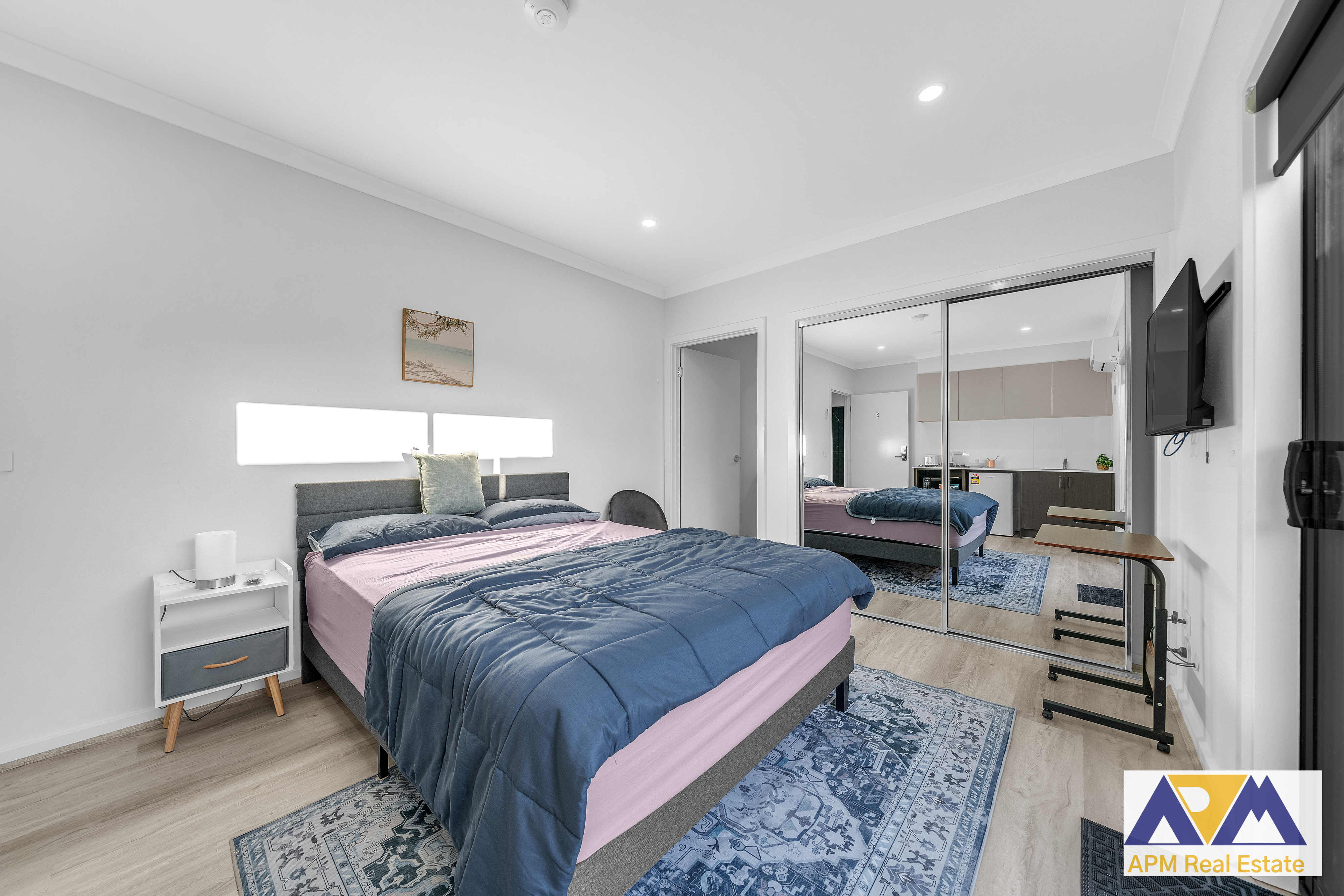 9 Bedroom Rooming House Marshall - Photo 2